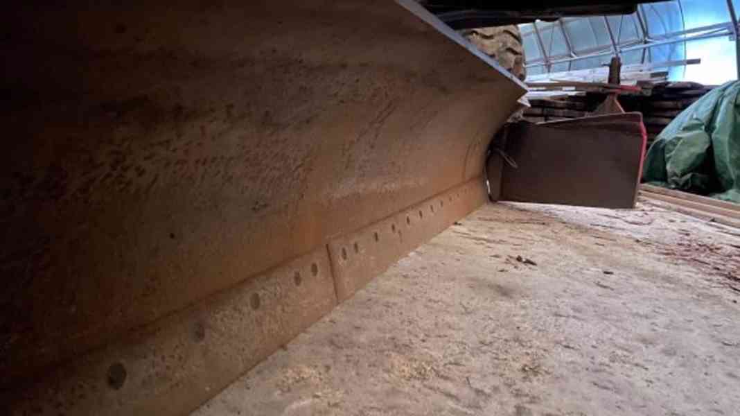 16t grejdr 6x6 XCMG GR215 rozrývák SPZ - foto 6