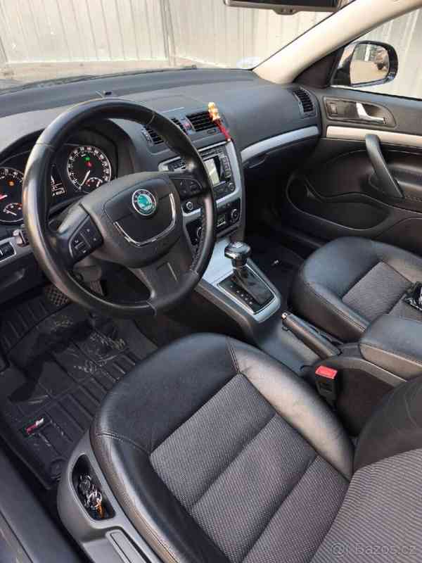 Škoda Octavia 2,0   2 fl 2013 - foto 14