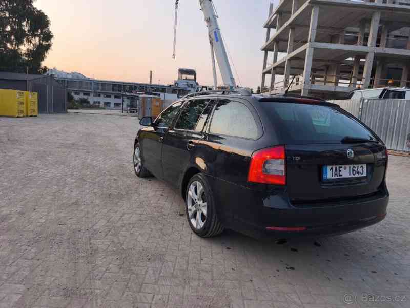 Škoda Octavia 2,0   2 fl 2013 - foto 4