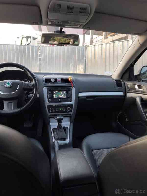 Škoda Octavia 2,0   2 fl 2013 - foto 10