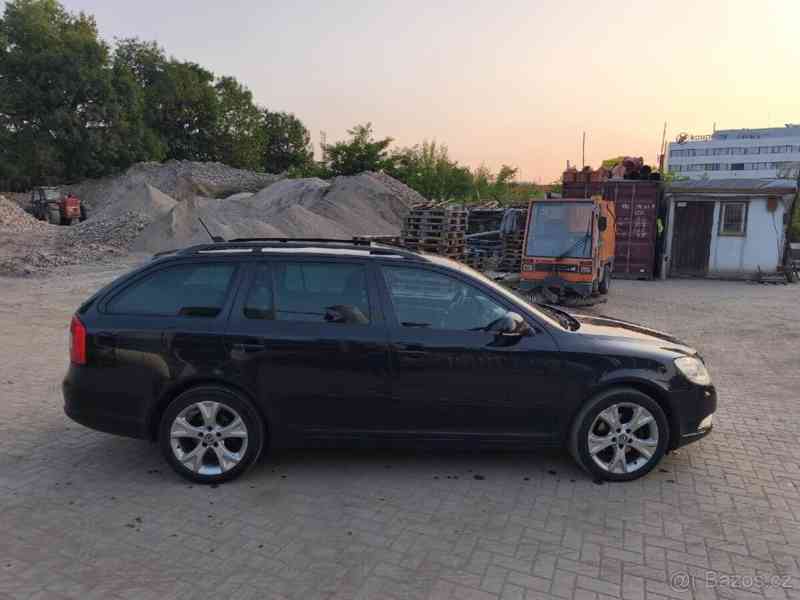 Škoda Octavia 2,0   2 fl 2013 - foto 3