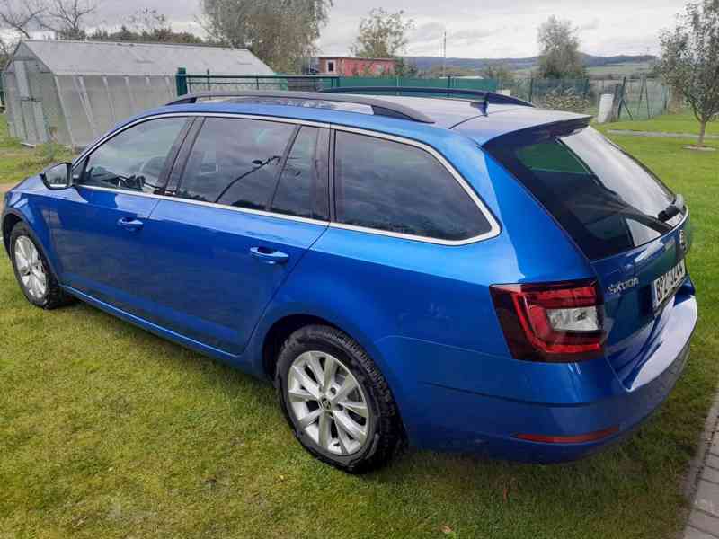 ŠKODA Octavia Combi Style 2,0 TDI 110 kW DSG - foto 3