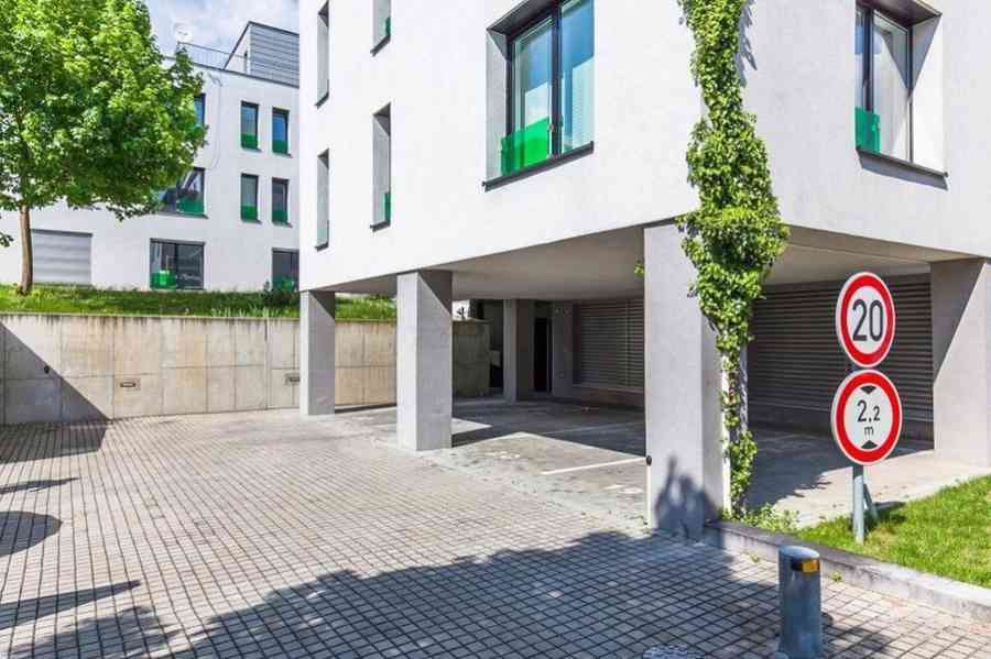 Luxusního obchodní prostor 260 m2 + 4x Parking + sklep  Praha 6 - foto 3