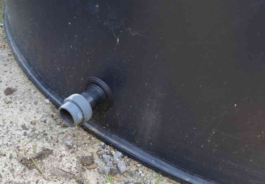 Plastová nádrž PE 3000x3370 - 23,82m3  - foto 8