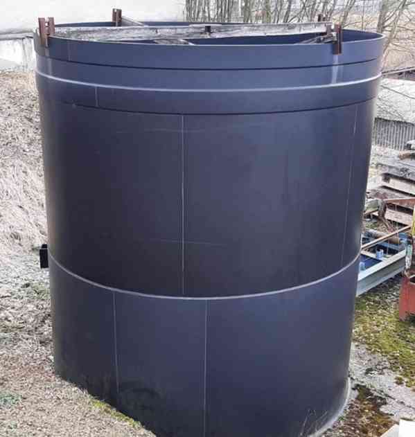 Plastová nádrž PE 3000x3370 - 23,82m3  - foto 15