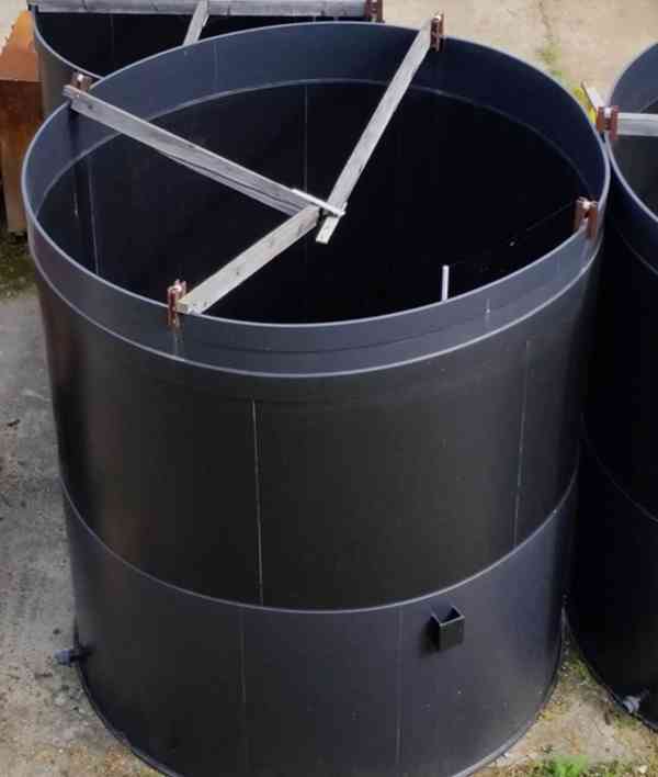 Plastová nádrž PE 3000x3370 - 23,82m3  - foto 5
