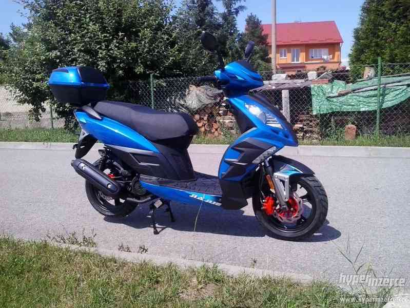 Nový Skútr Viktorie II. 125 ccm EFI - foto 11