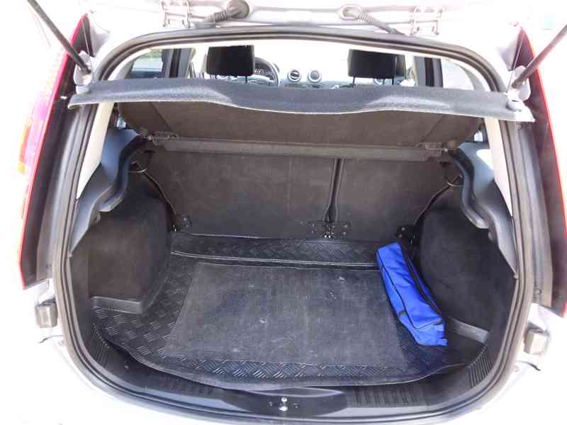 Ford Fusion 1.4i r.v.2011 (59KW) 1.Majitel Koupeno v ČR - foto 14