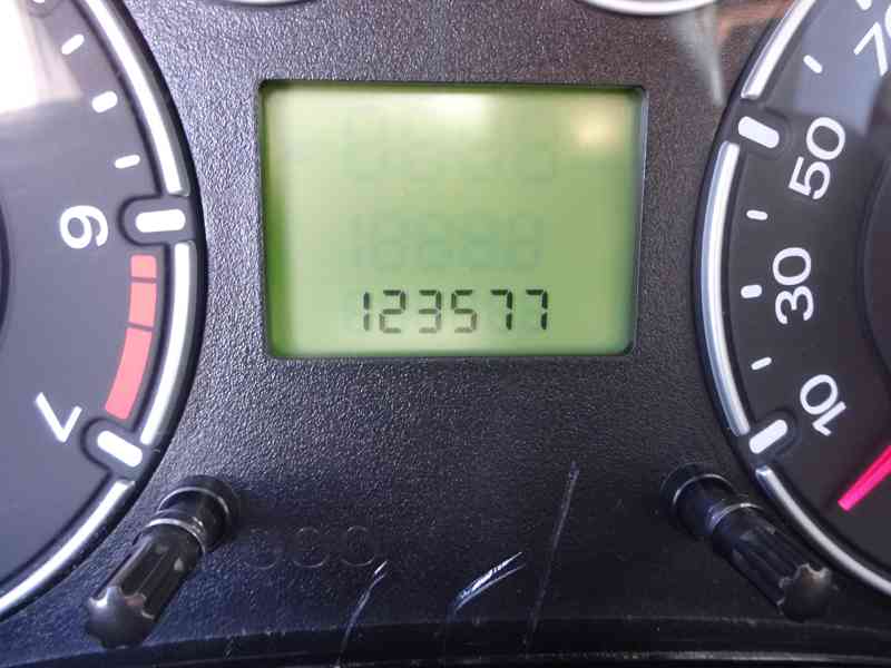 Ford Fusion 1.4i r.v.2011 (59KW) 1.Majitel Koupeno v ČR - foto 7