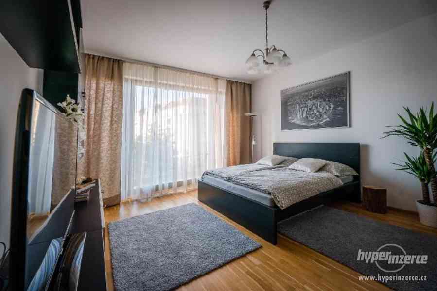 Pronajem bytu 1+ Kk Rezidence Korunní - foto 5