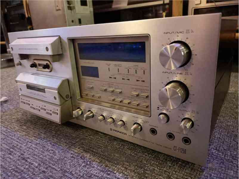 kazetový magnetofon PIONEER CT F 1250 - foto 1