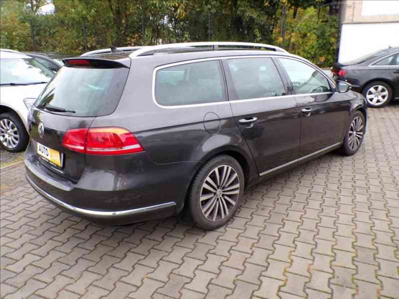 Volkswagen Passat 2,0 TDI DSG,125kW - foto 3