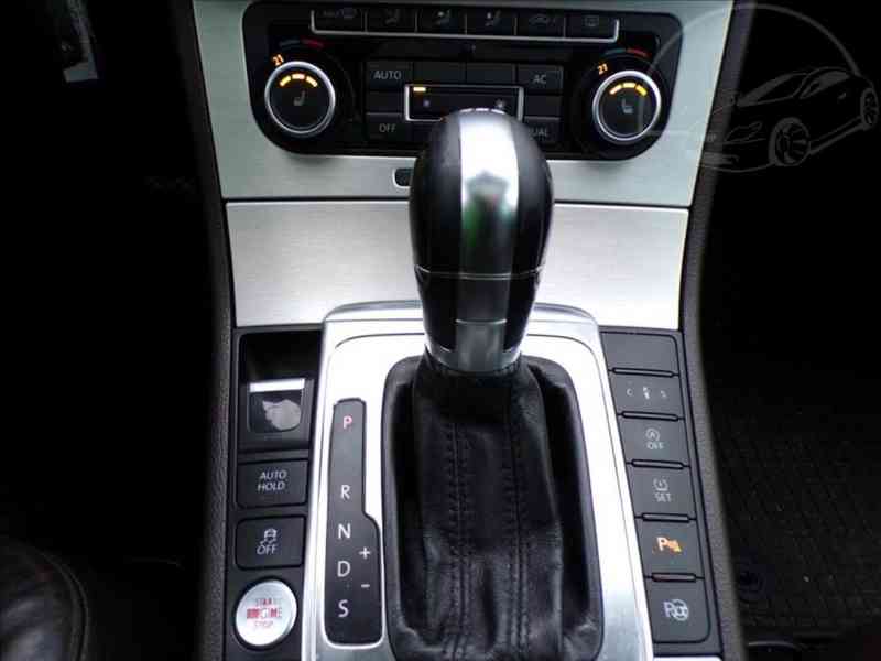 Volkswagen Passat 2,0 TDI DSG,125kW - foto 8