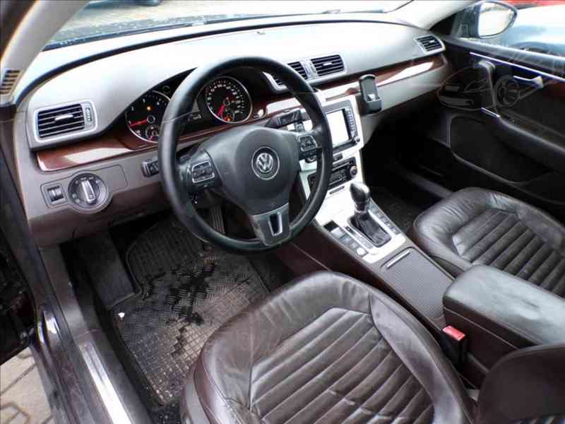 Volkswagen Passat 2,0 TDI DSG,125kW - foto 9