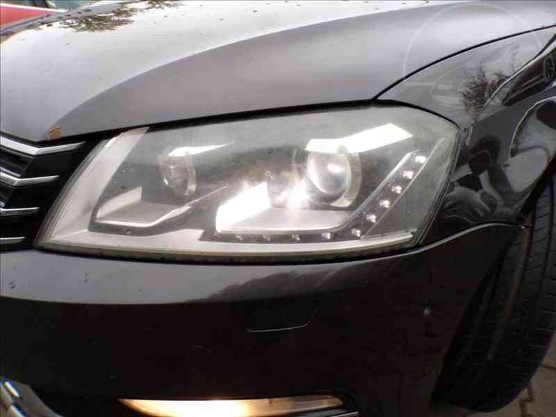 Volkswagen Passat 2,0 TDI DSG,125kW - foto 20