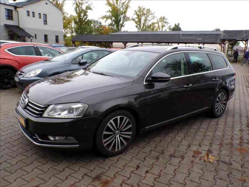 Volkswagen Passat 2,0 TDI DSG,125kW - foto 2