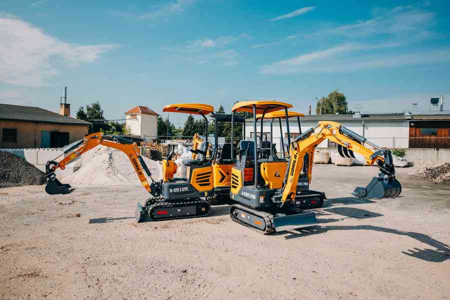 Minibagr české značky GORILA G-12SE I PRO Kubota - foto 2
