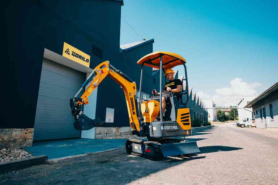 Minibagr české značky GORILA G-12SE I PRO Kubota - foto 1
