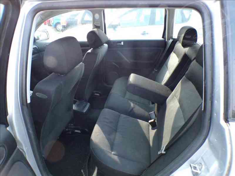 Volkswagen Passat 1,9 TDI - foto 10