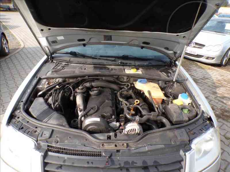 Volkswagen Passat 1,9 TDI - foto 13