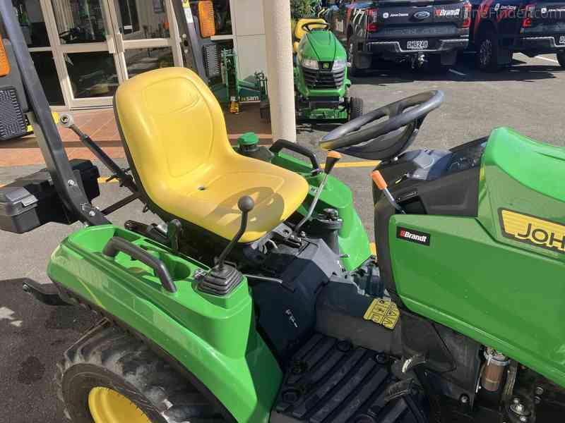 2020 John Deere 1023E - foto 4