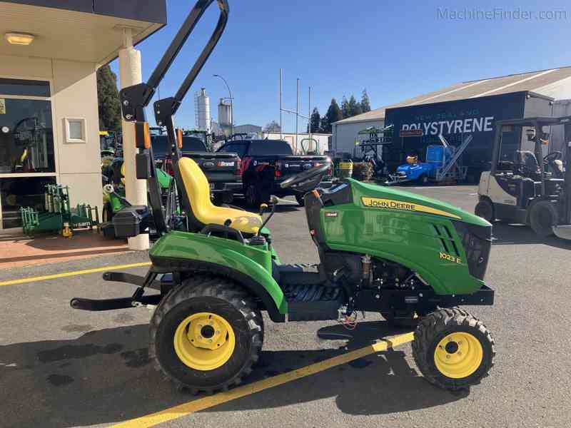 2020 John Deere 1023E - foto 3