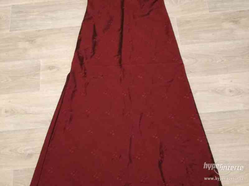 Dámské plesové šaty dlouhé, vínově červené - foto 1