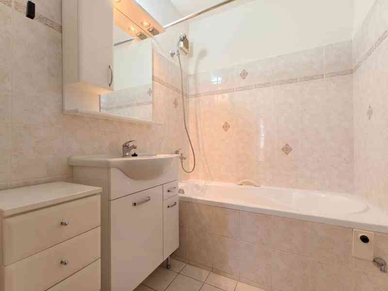 Pronájem 3+1, 73m2(balk.+skl.)(LBC-St.Harcov, ul. Al.Výšina) - foto 4