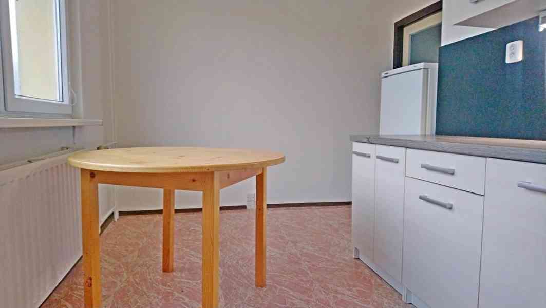 Pronájem 3+1, 73m2(balk.+skl.)(LBC-St.Harcov, ul. Al.Výšina) - foto 2