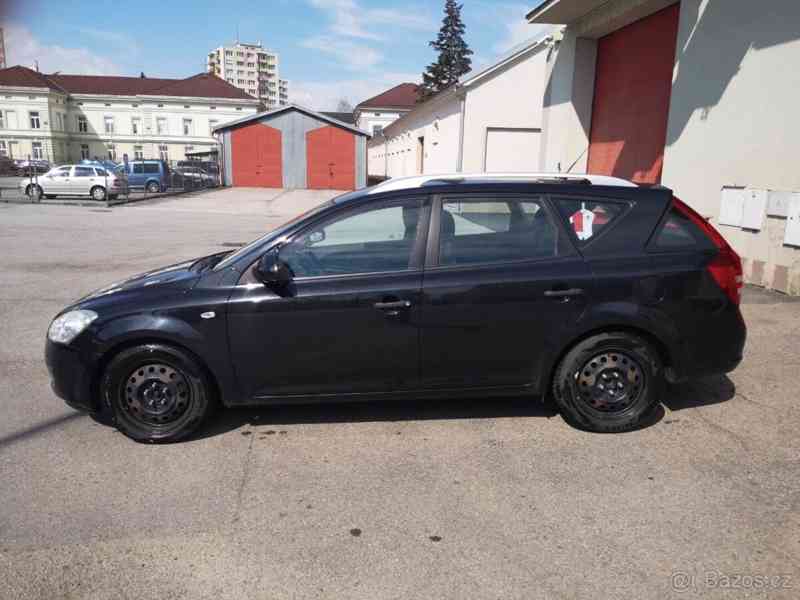 Kia Ceed 1,4 2008 - foto 5