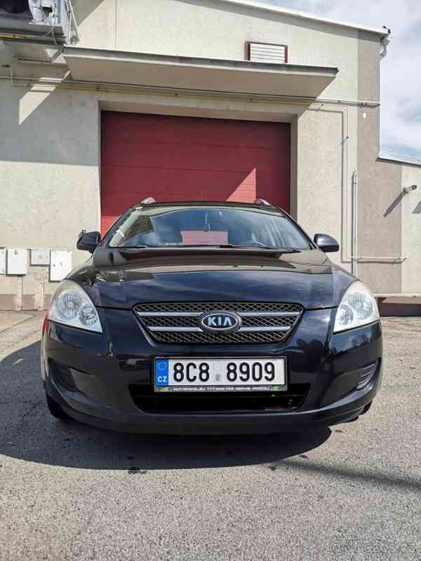 Kia Ceed 1,4 2008 - foto 6