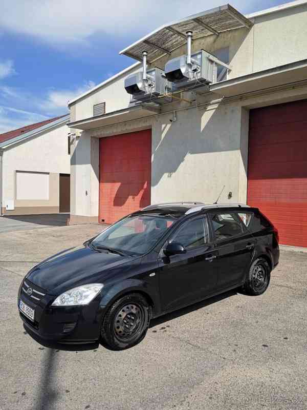 Kia Ceed 1,4 2008 - foto 1
