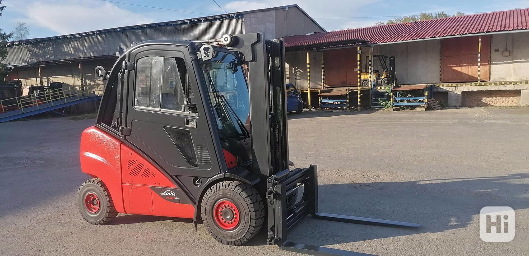 LINDE H35D-02 pozicionér s bočním posuvem, volný zdvih - foto 1