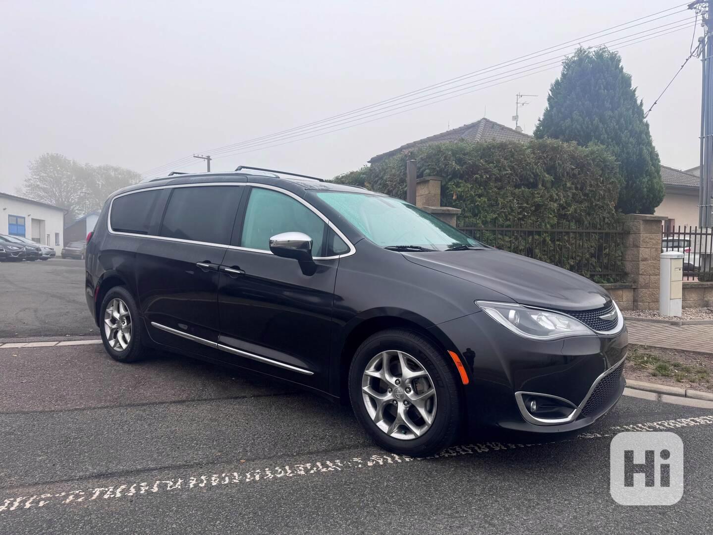 Chrysler Pacifica 3,6 RU LIMITED PANORAMA 2016 DPH - foto 1