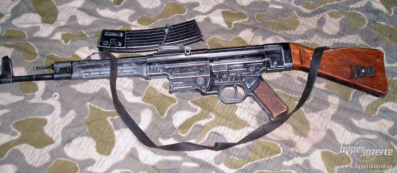 StG 44 s popruhem - foto 8