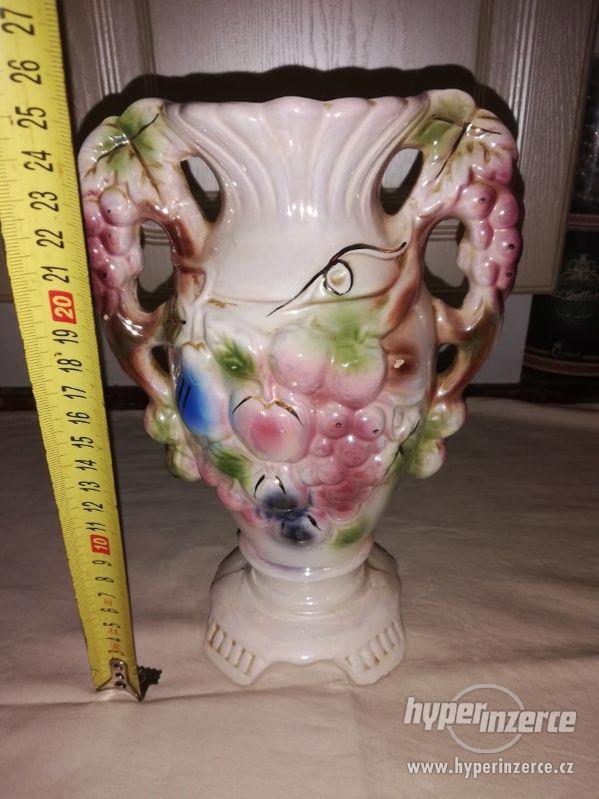 Váza zdobená ovocem - duhový nádech - foto 2