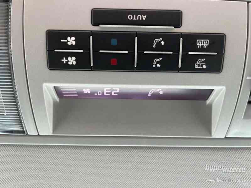 Volkswagen T5 Multivan Edition 25 2,0tdi 103kw - foto 4