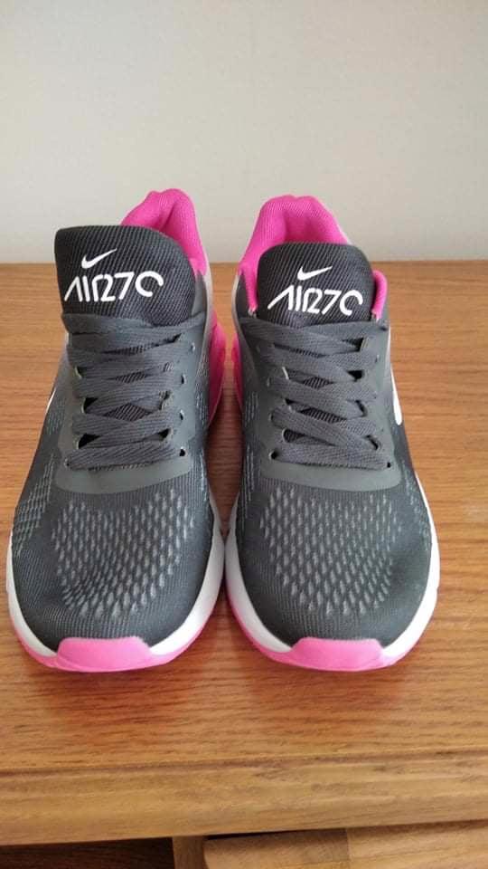 Nové dámské boty Nike Air 270 - foto 2