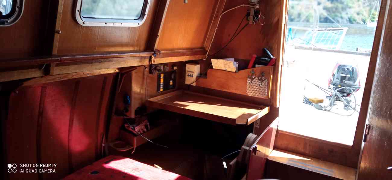Kajutová plachetnice, vozík, motor, 2006, 5 osob, Slapy  - foto 10