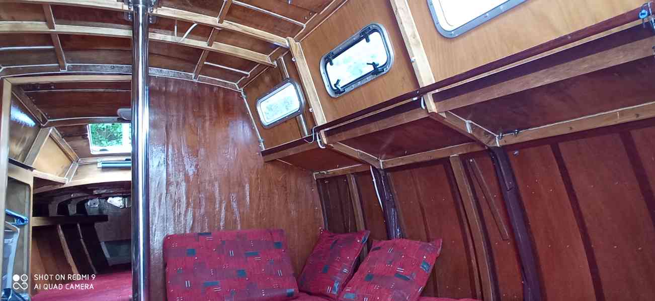 Kajutová plachetnice, vozík, motor, 2006, 5 osob, Slapy  - foto 9