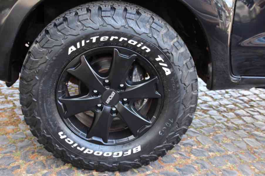 Toyota Hilux 3.0 D4D Double Cab Life Aut. 126kw - foto 28