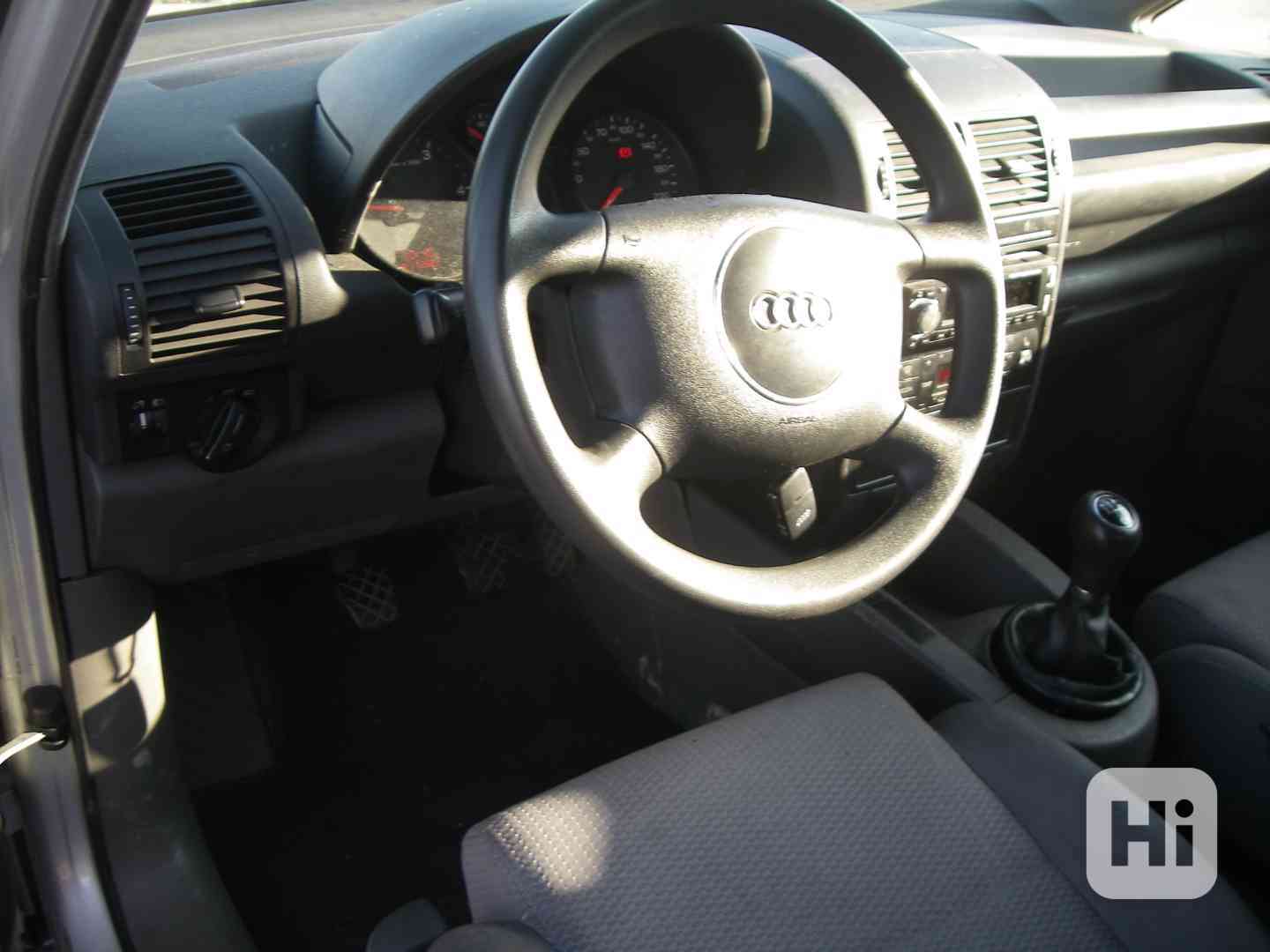 Audi A 2 - foto 1