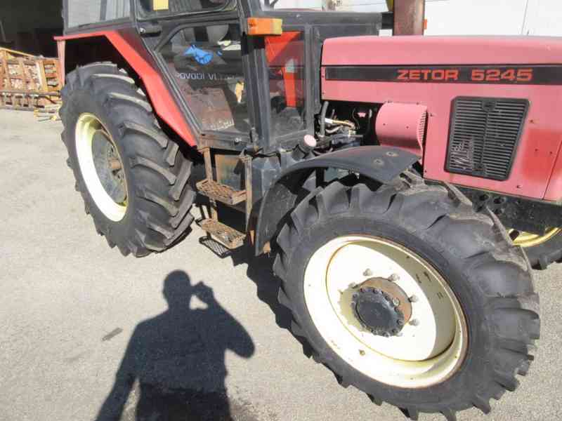 Traktor kolový Zetor 5245 - foto 7