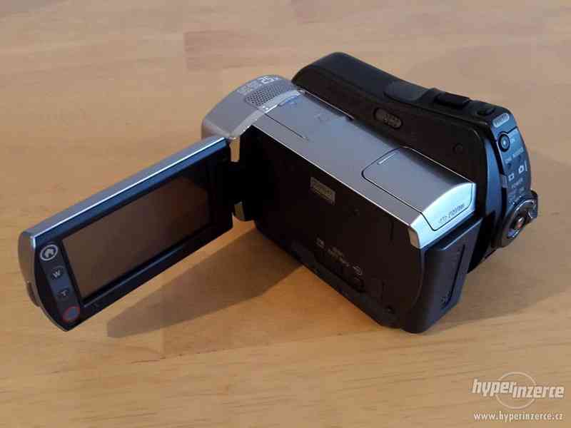 kamera Sony DCR-SR75E - foto 2