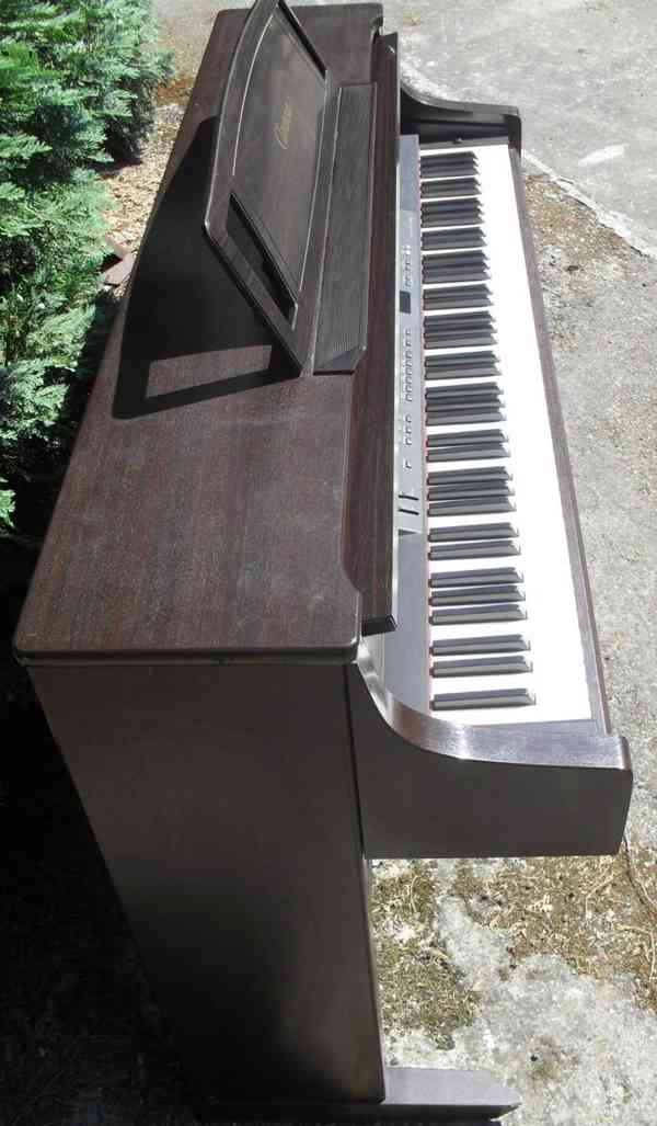 Digitální piano Yamaha Clavinova CLP 880 - foto 6