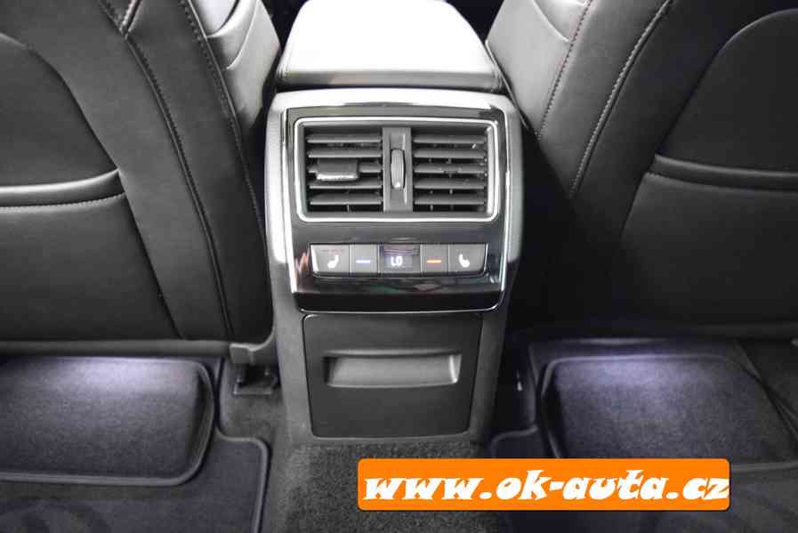 Škoda Superb 2.0 TDI Laurin&Klement DSG LCD 2020-DPH  - foto 18