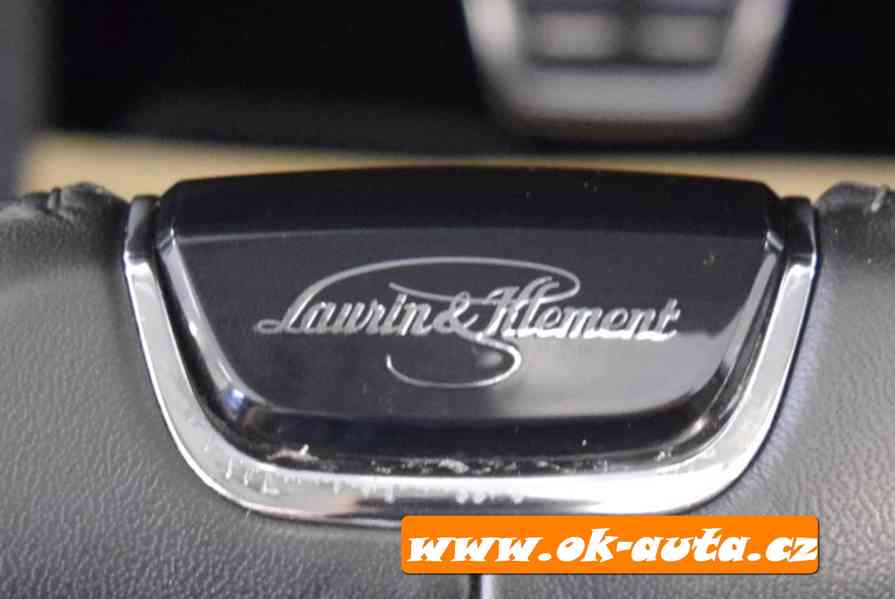 Škoda Superb 2.0 TDI Laurin&Klement DSG LCD 2020-DPH  - foto 21