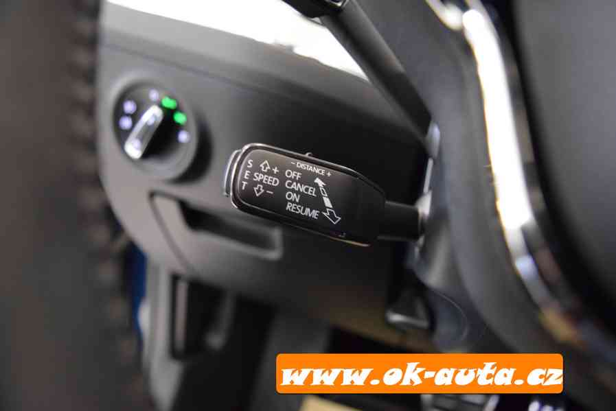 Škoda Superb 2.0 TDI Laurin&Klement DSG LCD 2020-DPH  - foto 31