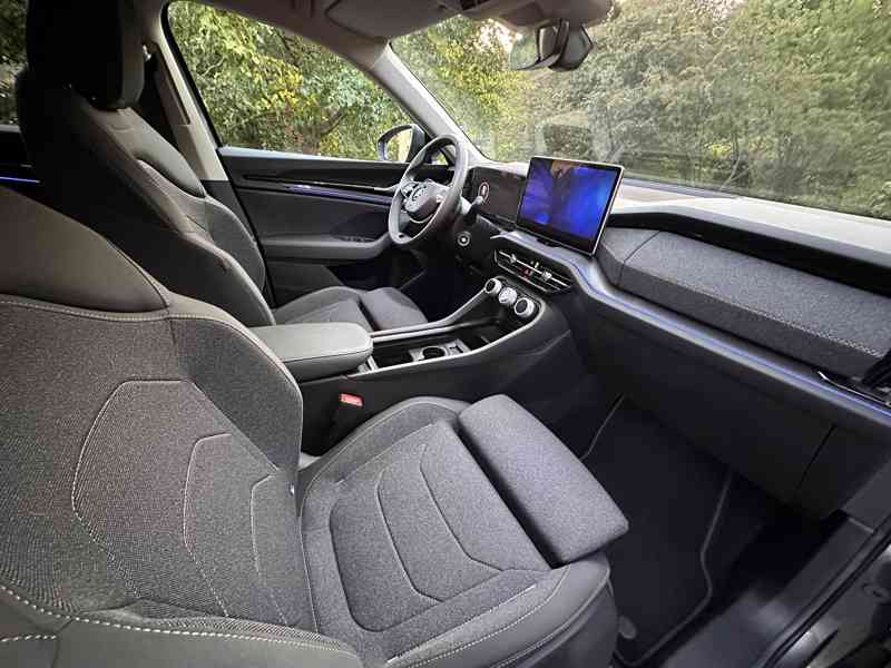 Škoda Kodiaq 1.5 TSI DSG Selection HUD ACC 7m  - foto 6