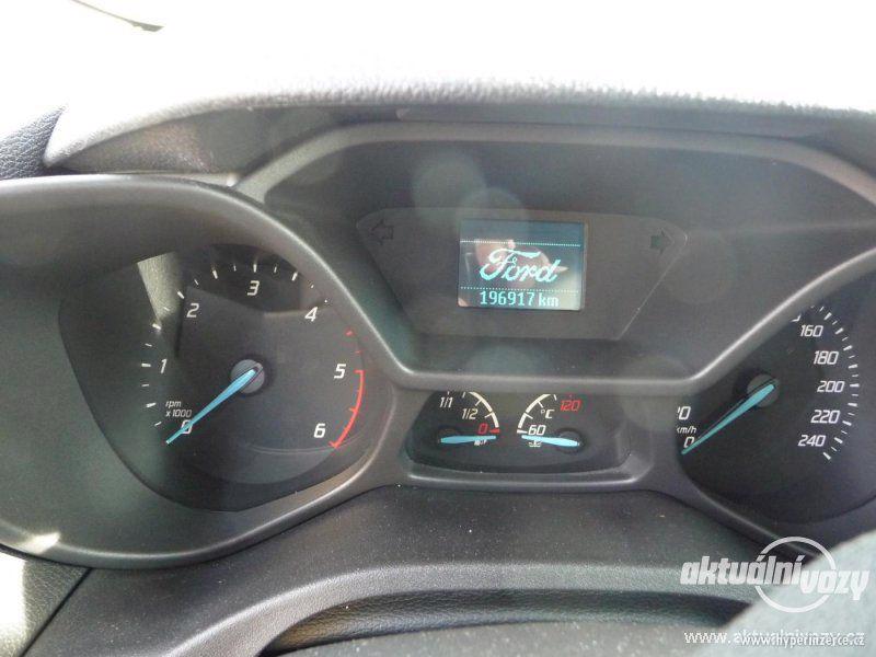 Ford Tourneo Connect 1.6, nafta, rok 2014 - foto 7